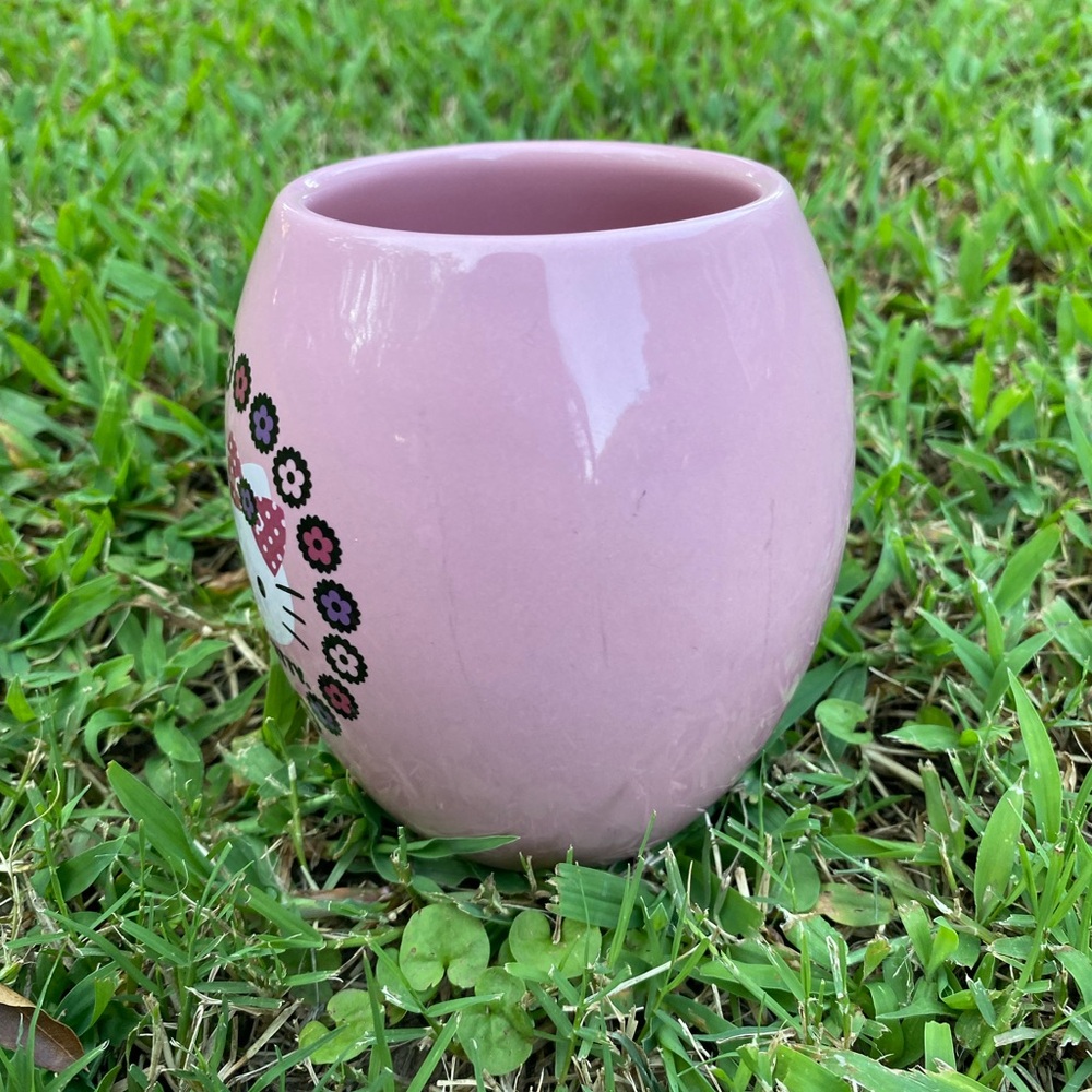 Hello Kitty Mug - Picture 3 of 8